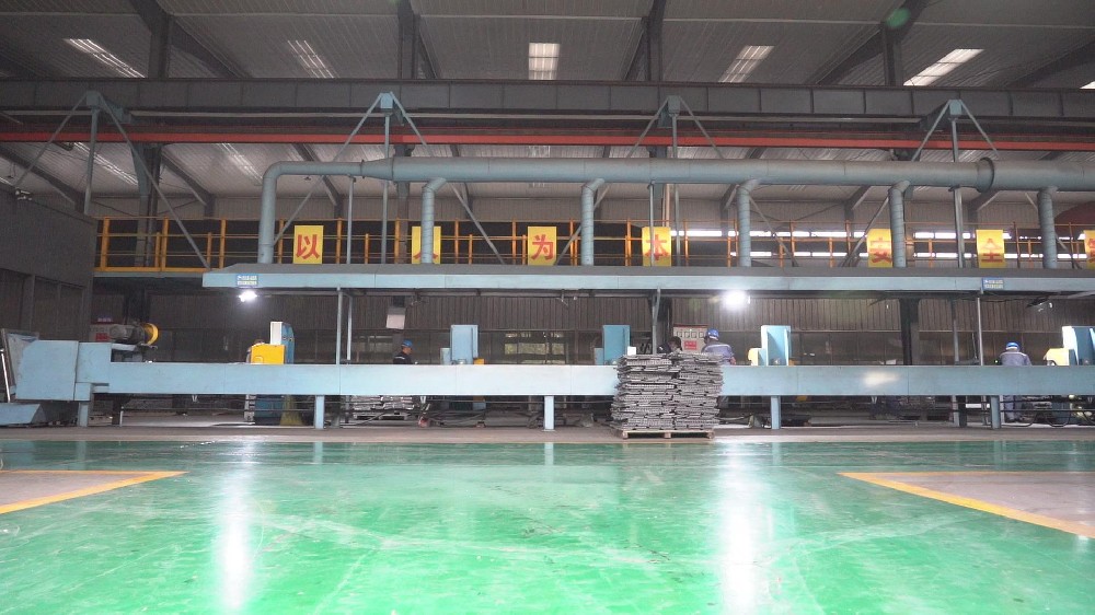 铸件分拣打磨作业